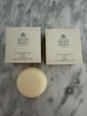 Molton Brown set of 2